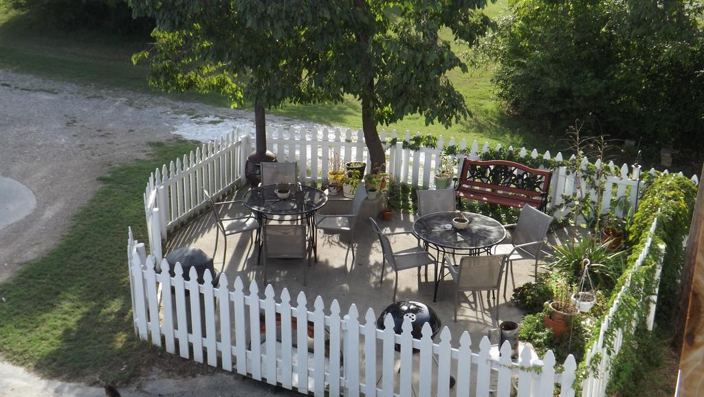 Twin Lakes Inn Bull Shoals Szoba fotó